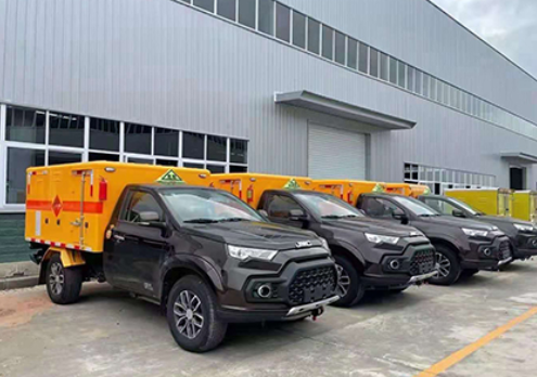 海棠爆破器材运输车-保障安全与效率的关键